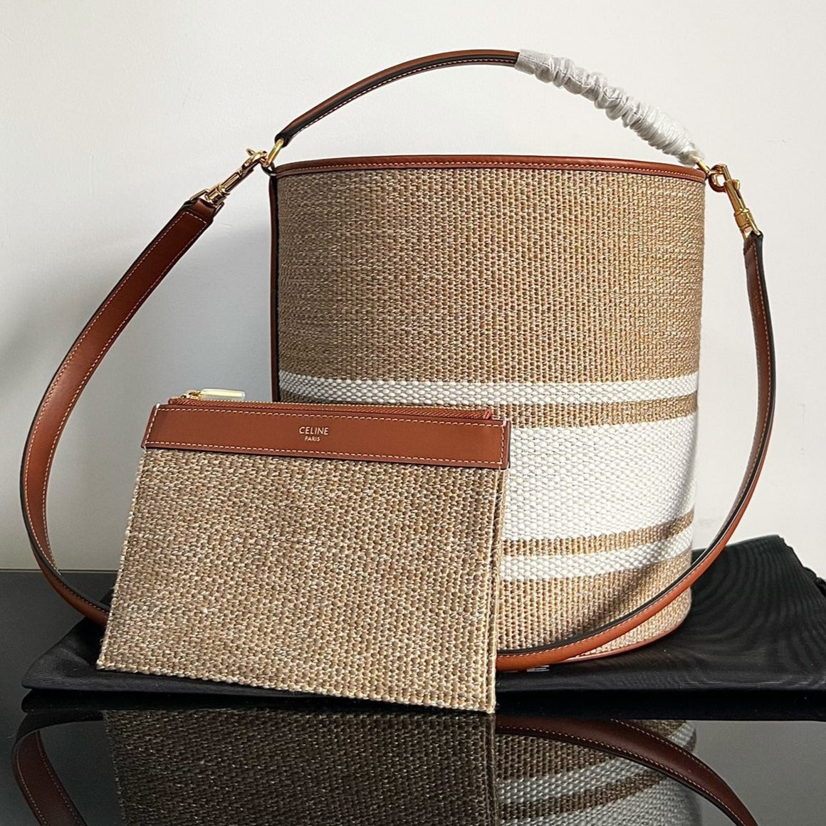WOOL BUCKET BAG 24 BEIGE CREAM ORIGINAL جلد عجل
