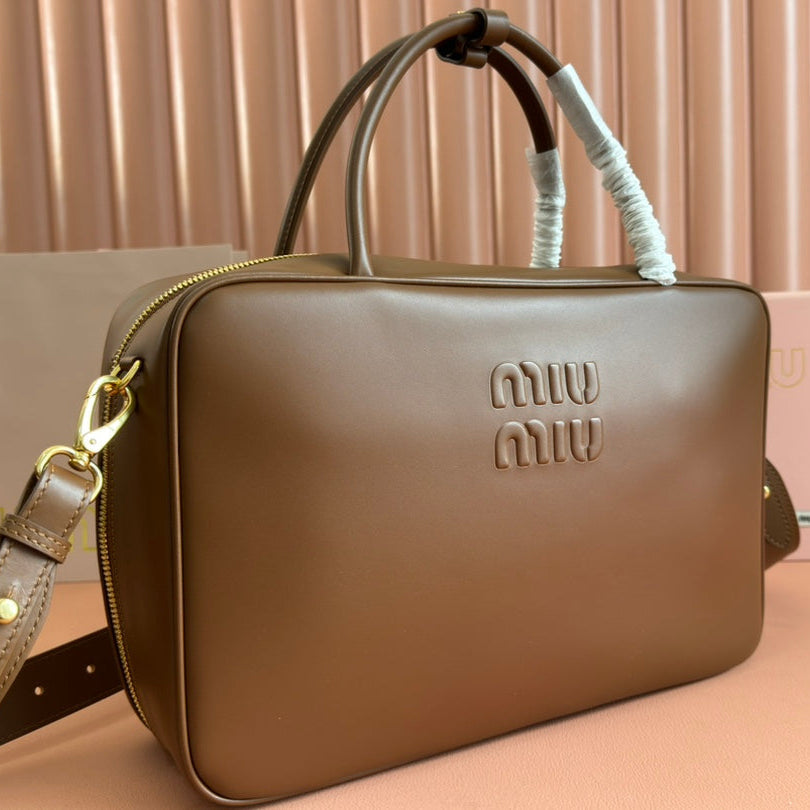 BEAU TOP HANDLE BAG 34 IN TAWNY BROWN SMOOTH CALFSKIN | Studio Nafay